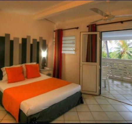 Hotel Caravelle ลา ทรินิเต ภายนอก รูปภาพ