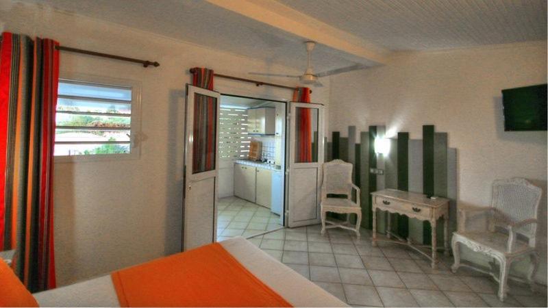 Hotel Caravelle ลา ทรินิเต ภายนอก รูปภาพ